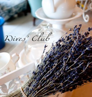 Wivesclub