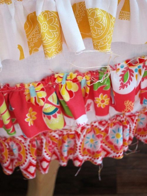Chevron ruffle laminate apron 7