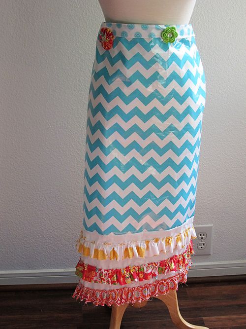 Chevron ruffle laminate apron 4