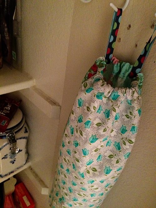 Grocery sack holder