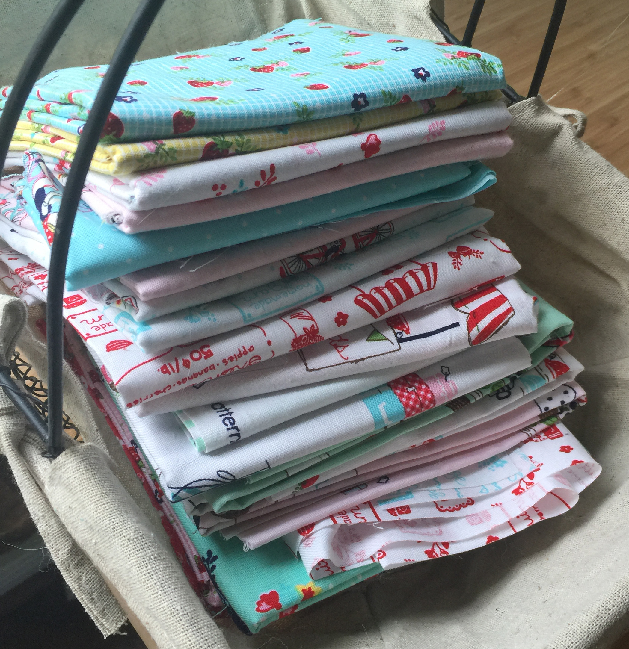 savoreachstitchvintagemarket